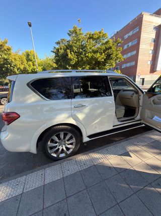 Infiniti QX70 2014