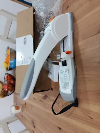 Grapadora gigante