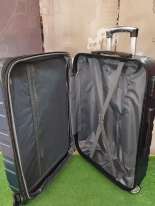 Maleta Mediana Extensible Nueva