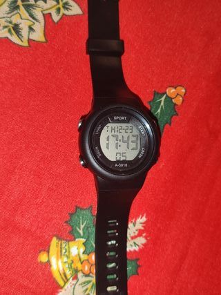 Reloj Digital Deportivo Negro Nuevo Resistente Agu