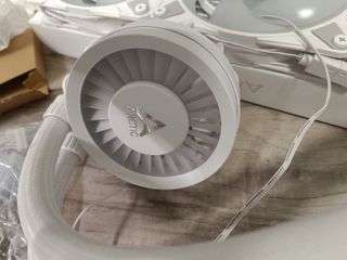 Refrigeración Líquida Arctic Liquid Freezer III 36