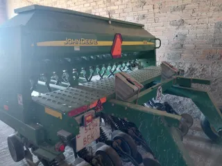 Sembradora John Deere 1590