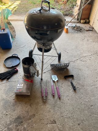 Parrilla Weber con Accesorios