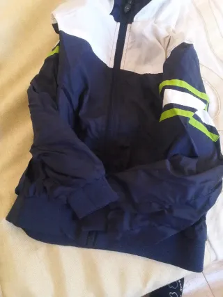 Chaqueta impermeable niño