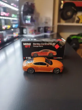 Mini GT Bentley Continental GT Naranja