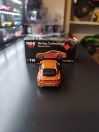 Mini GT Bentley Continental GT Naranja