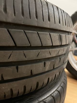 Llantas 17 4x100 con neumáticos