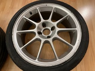 Llantas 17 4x100 con neumáticos