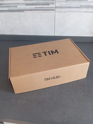 Modem TIM HUB+ ZNHN H388X in imballo mai usato