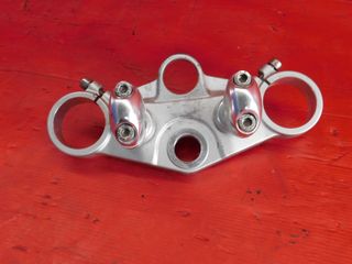 PIASTRA SUPERIORE FORCELLA TRIUMPH STREET TRIPLE