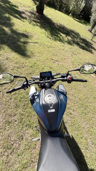 Honda CBF 125 2023 Negra/Plata
