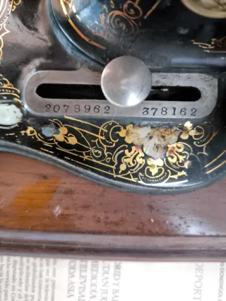 Máquina de coser Singer 12K 1878 con caja original