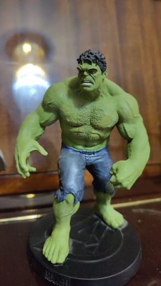 Figuras Hulk y Hulk Gladiador Marvel