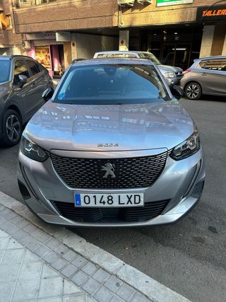 Peugeot e-2008 2022