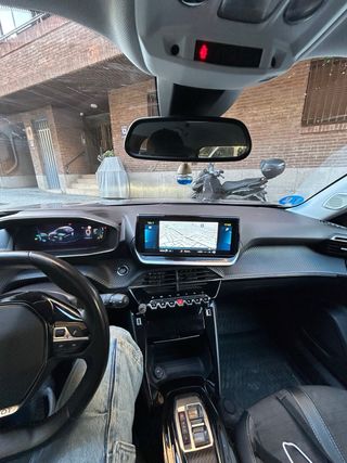 Peugeot e-2008 2022