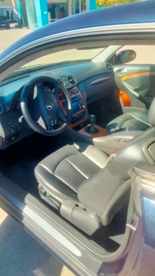 Mercedes-Benz  CLK 2004
