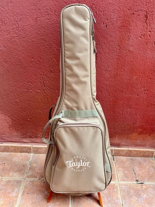 GUITARRA TAYLOR ACADEMY 12E ELECTROACUSTICA