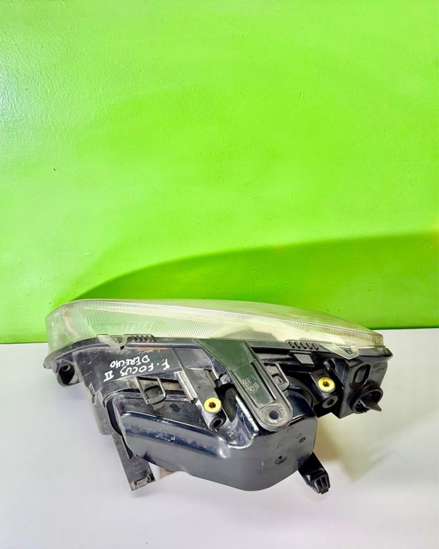 Faro Derecho Ford Focus II 2007