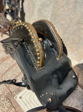 Atalaje valenciano Caballo Cuero