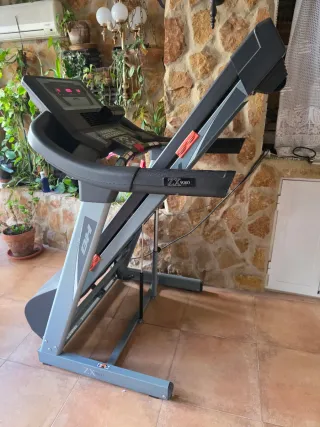 Cinta de correr BH ZX9000