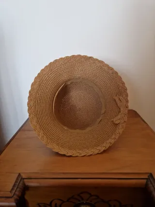 Sombrero de verano tejido