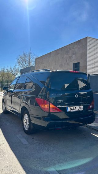 SsangYong Rodius 2009