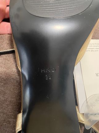 Zapatos Mango Dorados Tacón Negro Lazo