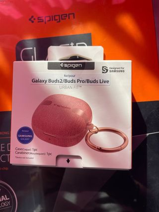 Funda Spigen Urban Fit para Galaxy Buds