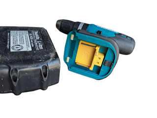 Makita DHP453Z Trapano combi, batteria omaggio (F)
