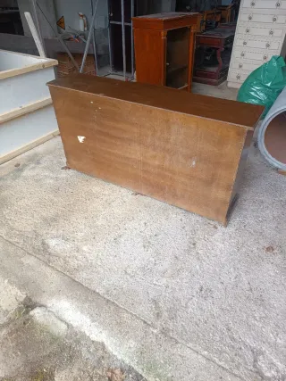 Aparador de madera clásico