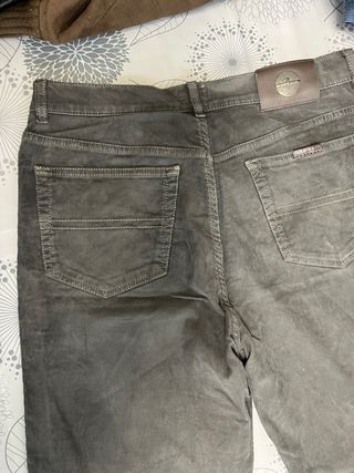 Pantaloni uomo grigi