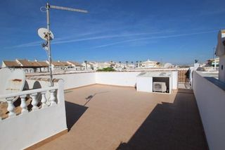 Casa adosada en alquiler en Urbanizaciones en Guardamar del Segura