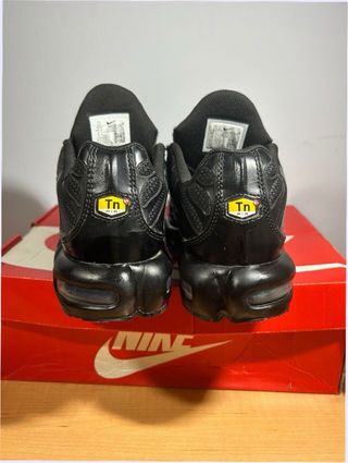 Nike Air Max Plus TN Triple Black Taglia 39