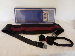 Conjunto Vintage de Pajarita y Fajín Negro/Burdeos