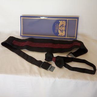 Conjunto Vintage de Pajarita y Fajín Negro/Burdeos