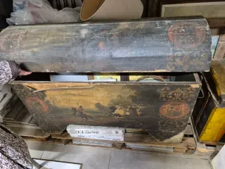 Baúl antiguo decorado