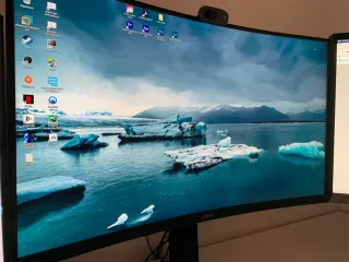 MSI Optix 322CQR Monitor Curvo Gaming