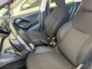Oferta! Peugeot 208, 92.000 km, Gasolina, 2016.