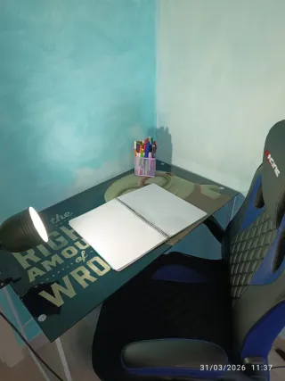 Escritorio cristal Minion