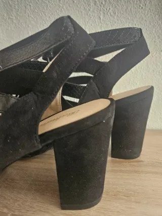 Tacchi estivi eleganti con lacci n.40