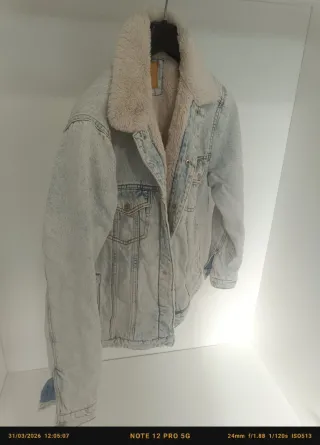 Chaqueta Vaquera Borreguillo Pull & Bear Talla S