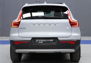 Volvo XC40 2021