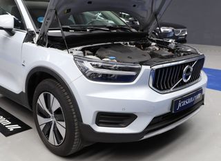 Volvo XC40 2021