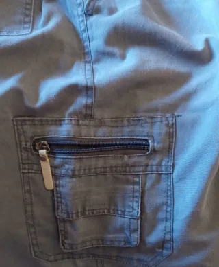 Pantalón cargo desmontable gris Talla L