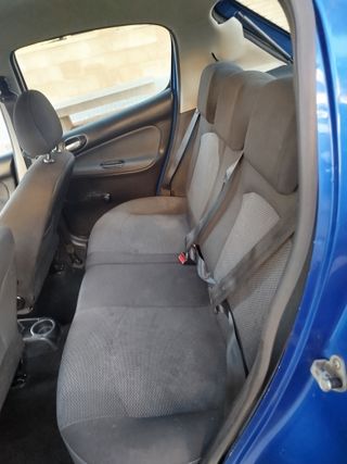 Peugeot 207 KM 140.000