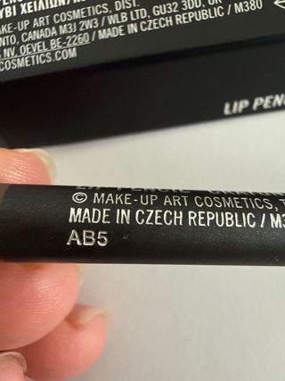 Lápiz de labios MAC tono Stone