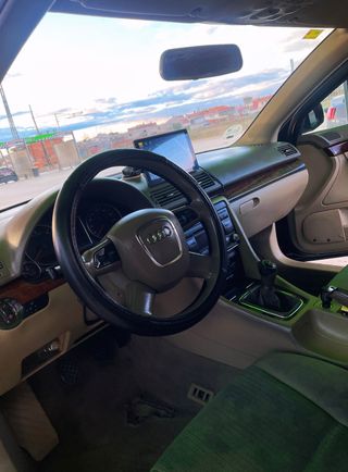 Audi A4 avant B7 1.9 TDI 115cv S-Line