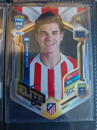 Carta Panini FIFA 365 Julián Álvarez