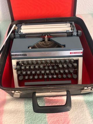 Máquina de escribir President De Luxe