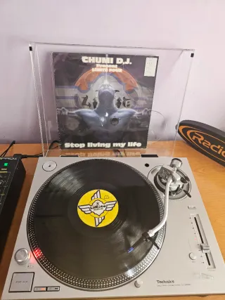 Chumi DJ Present Limite Four - Stop Living My Life